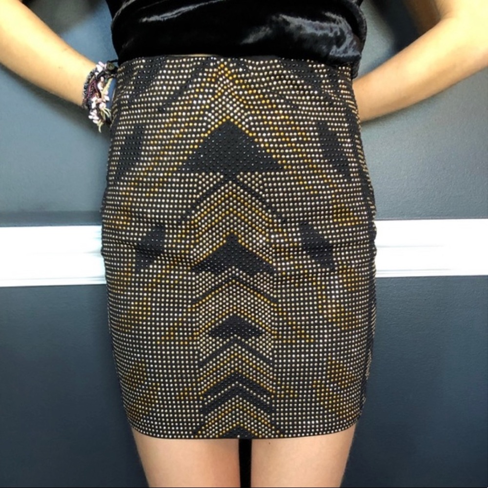 Romeo & Juliet Couture fully rhinestoned miniskirt / XS / Excellent condition